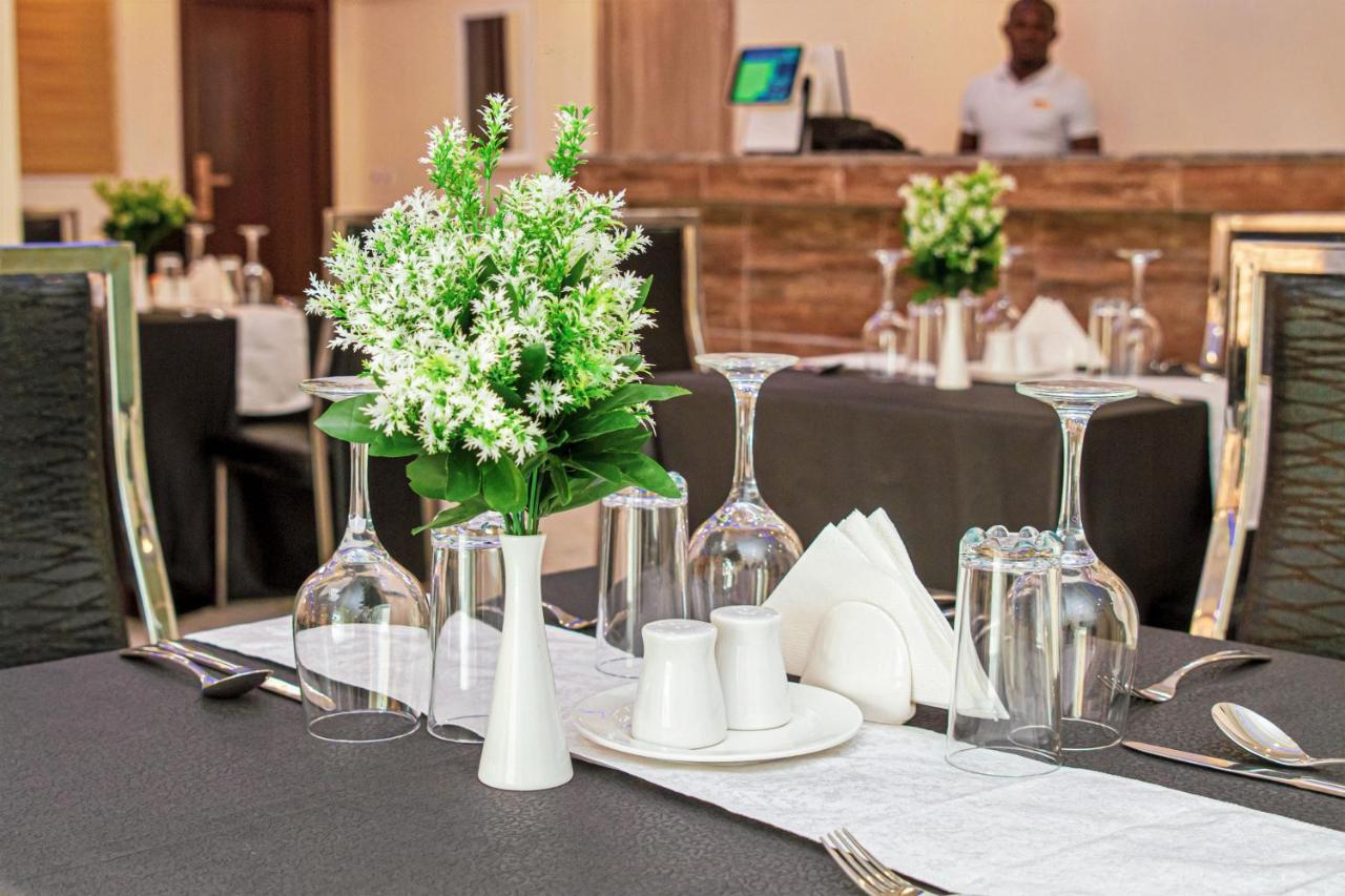 Beni Gold Hotel, Ikoyi Lagos Kültér fotó